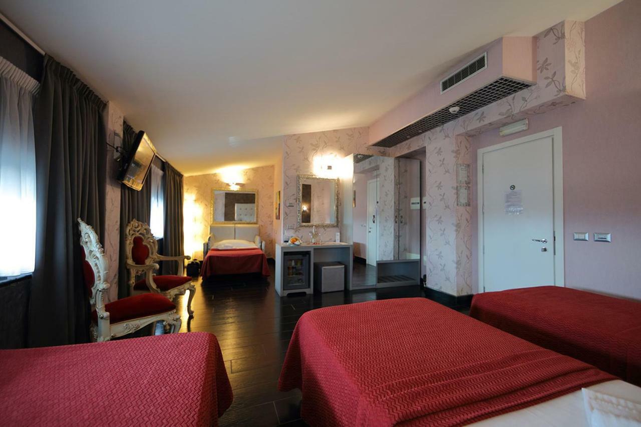 Hotel Relax Roma Nord Fiano Romano Bagian luar foto